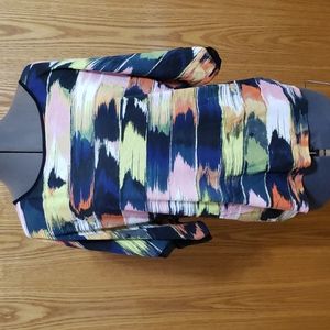 Liz Claiborne - Abstract Stripe Kimono Sleeve Top (Ladies Medium)